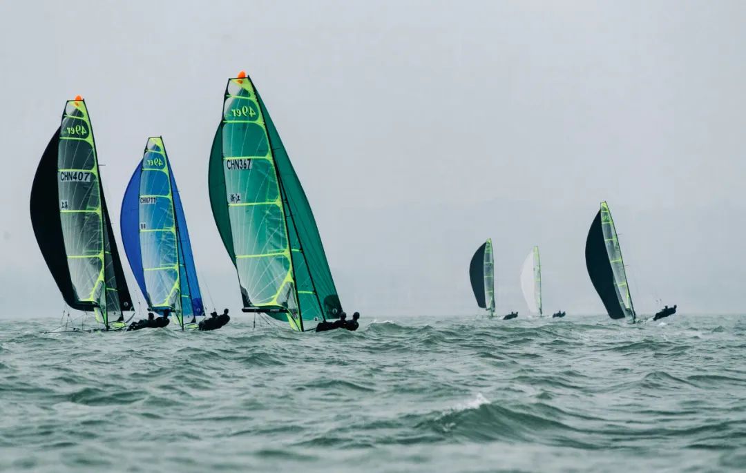九游娱乐注册-关于海岸线帆船竞速，海风中的极限速度比拼的信息