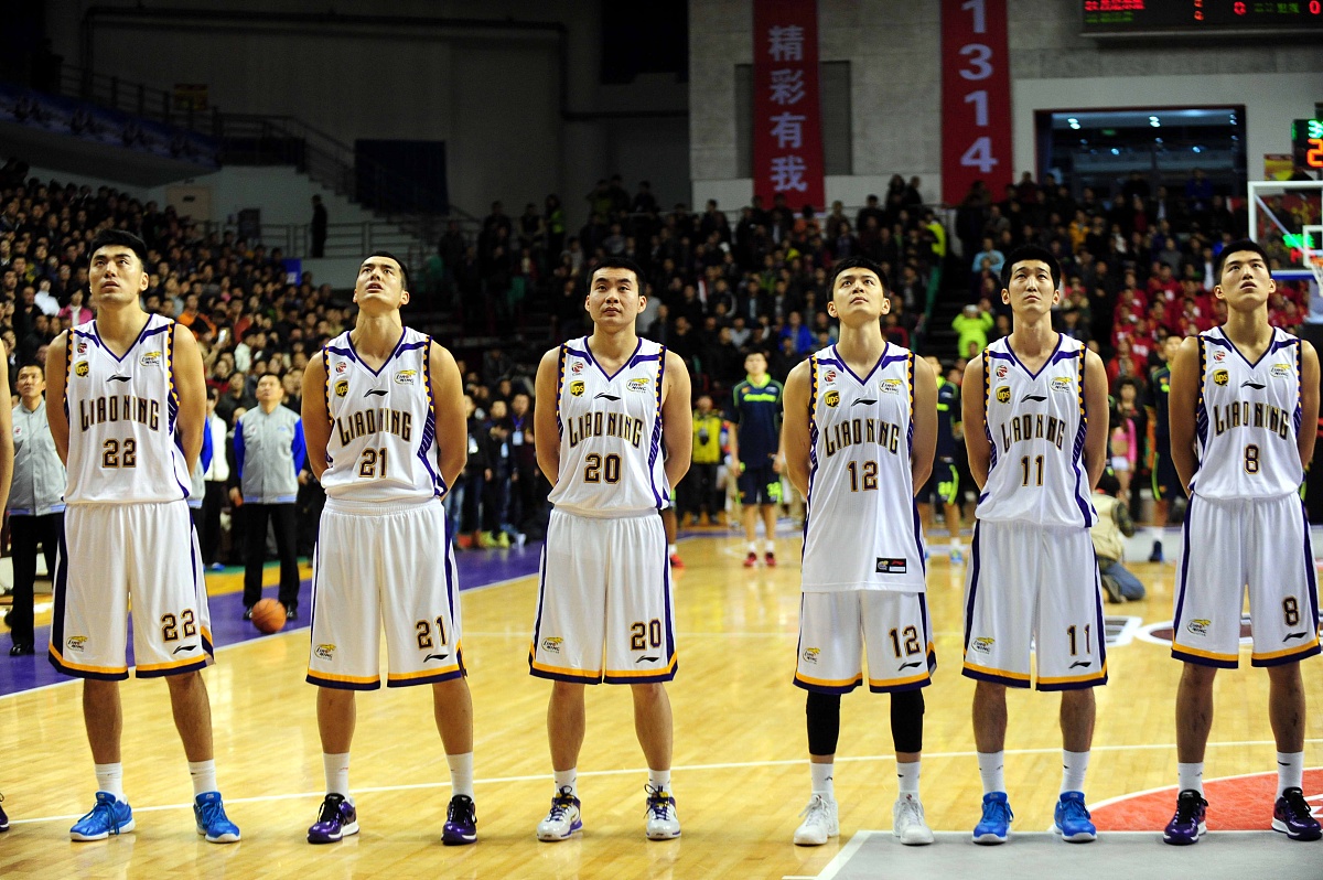 央视转播中国篮球季后赛，精彩不断不容错过