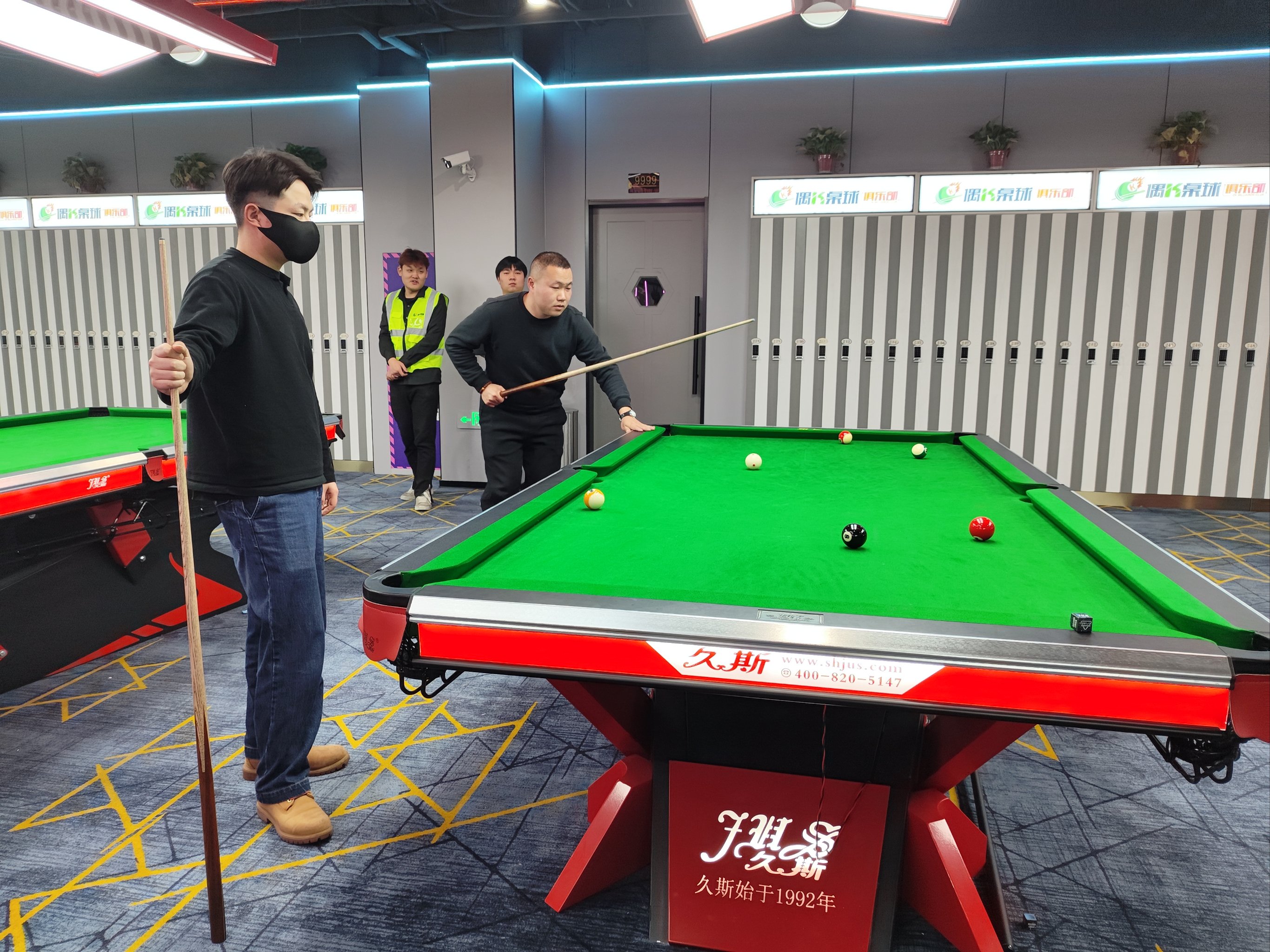 对战策略:台球比赛中的心理博弈的简单介绍 对战策略:台球比赛中的心理博弈的简单介绍