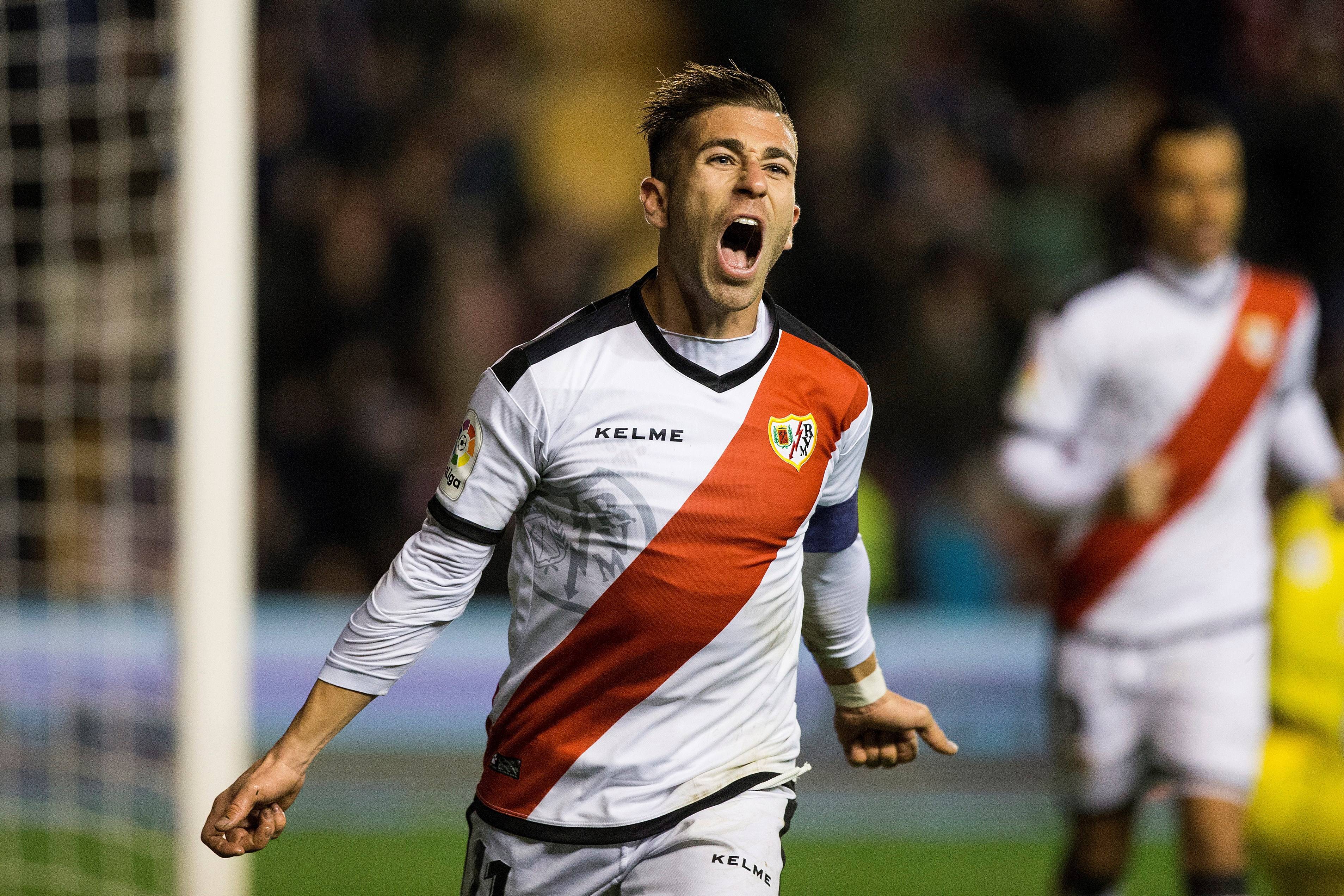 九游娱乐app下载-西甲焦点，比分2-2，双方核心球员表现出色，关键数据：控球率高达62%的简单介绍